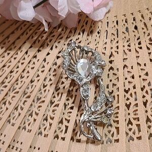 Vintage pin floral brooch jewelry for sale